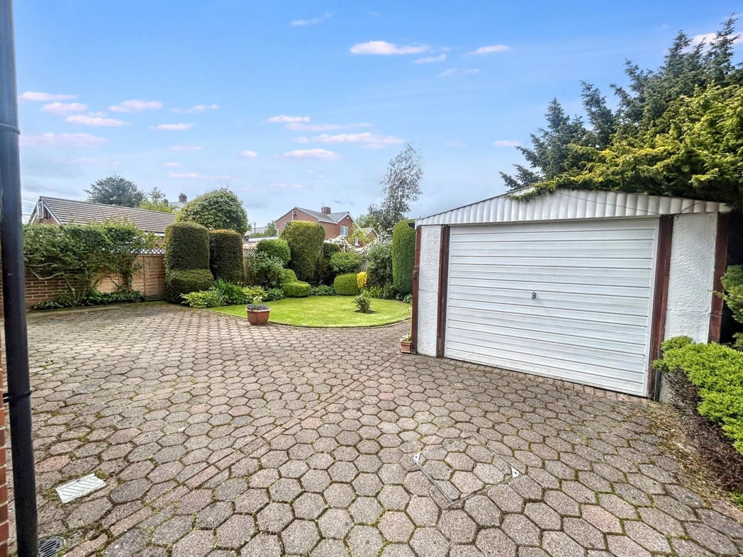 Property image 22 of 23