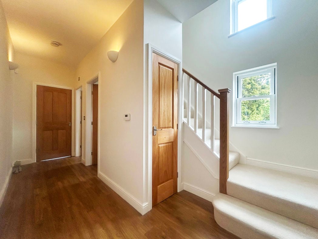 Property image 5 of 23