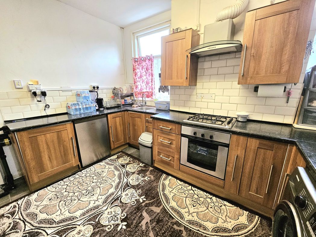 Property image 6 of 8