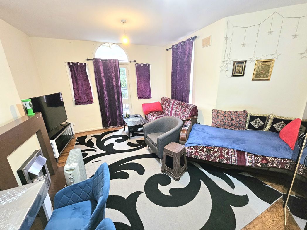 Property image 7 of 8