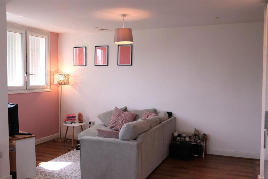 Property image 2 of 14