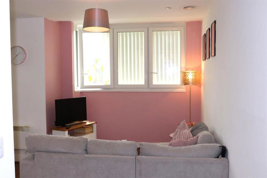 Property image 7 of 14