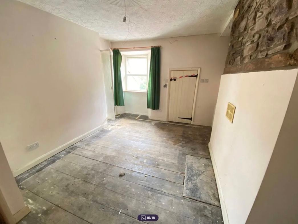 Property image 14 of 17