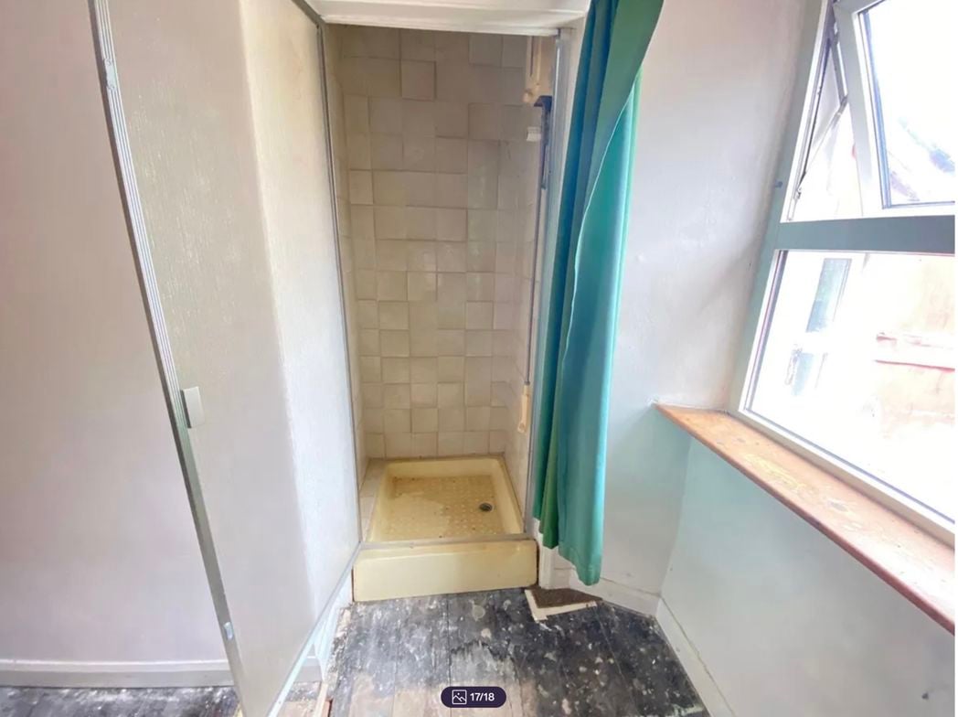 Property image 16 of 17