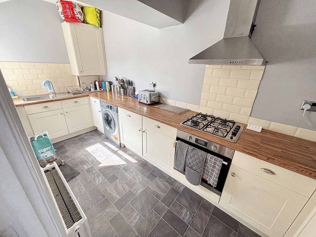 Property image 6 of 13