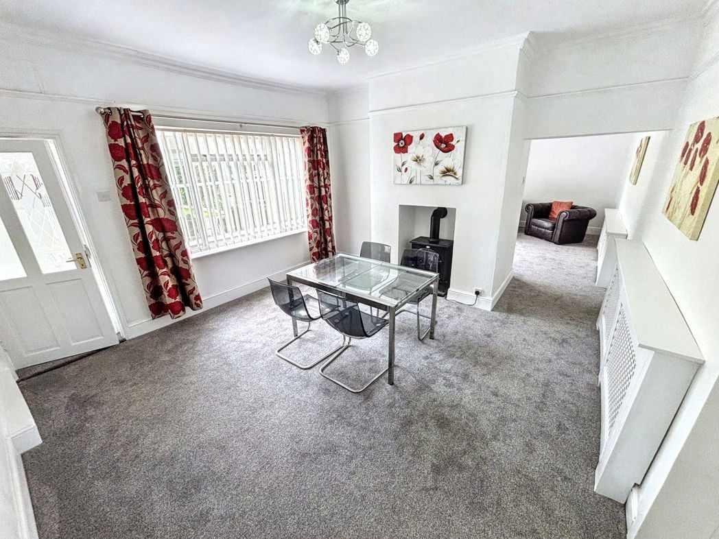 Property image 5 of 33