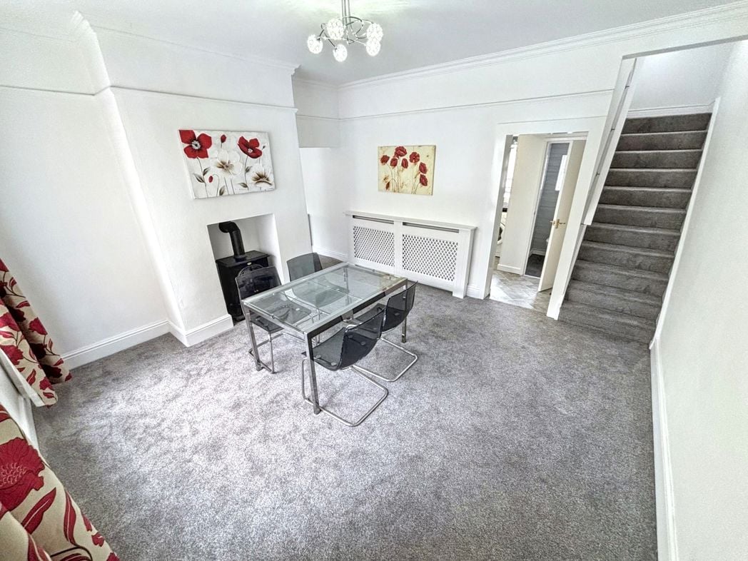 Property image 6 of 33