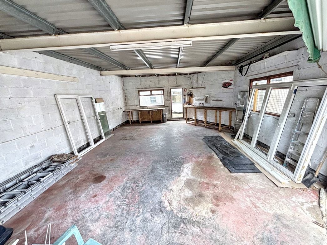 Property image 30 of 33