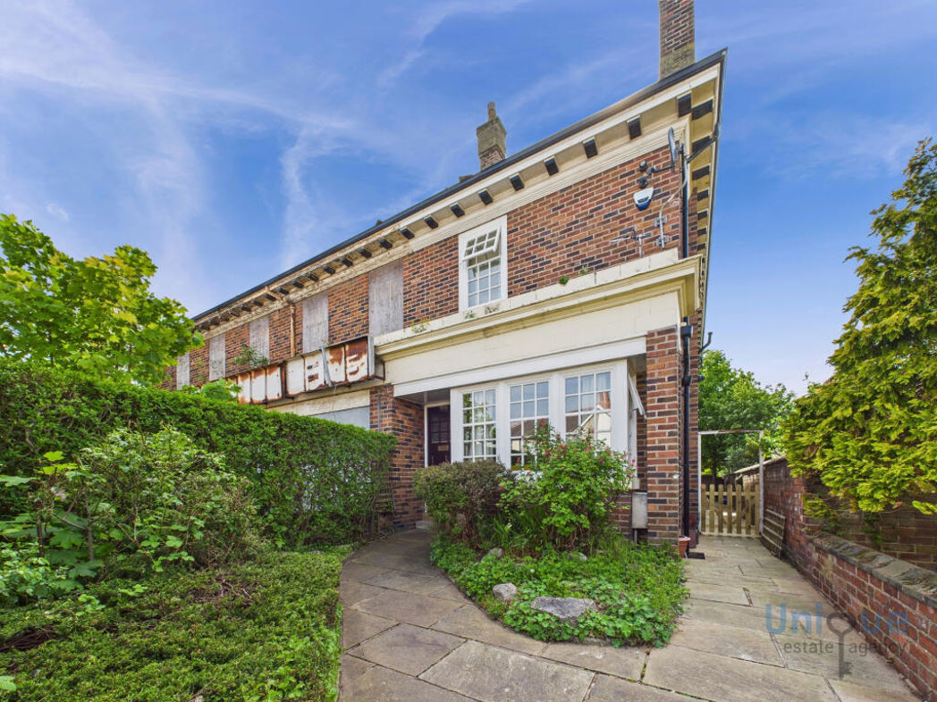 Property image 1 of 17