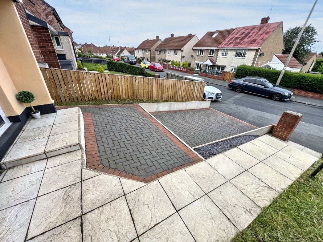 Property image 16 of 17
