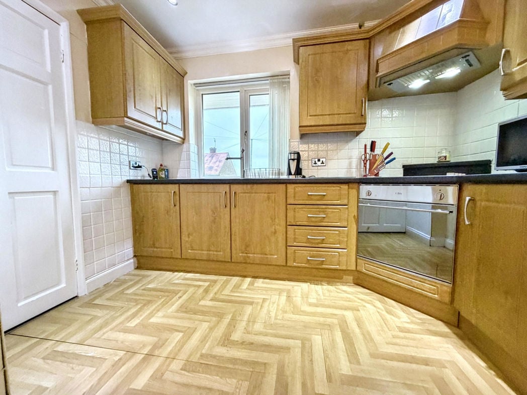 Property image 2 of 17