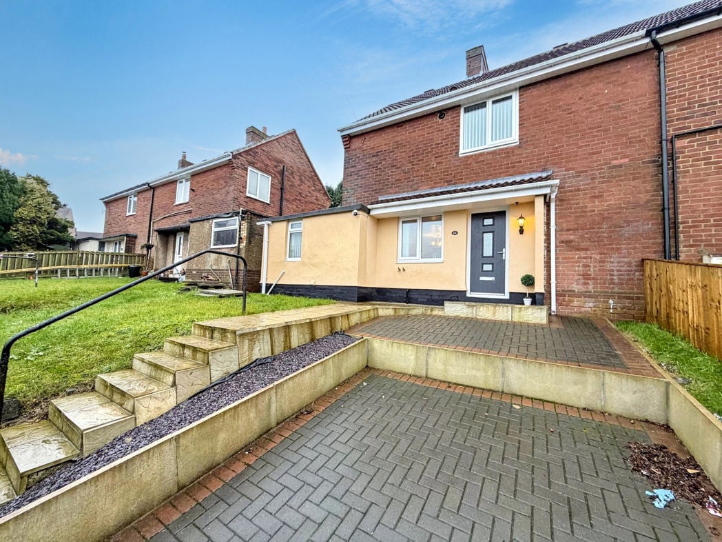 Property image 1 of 17