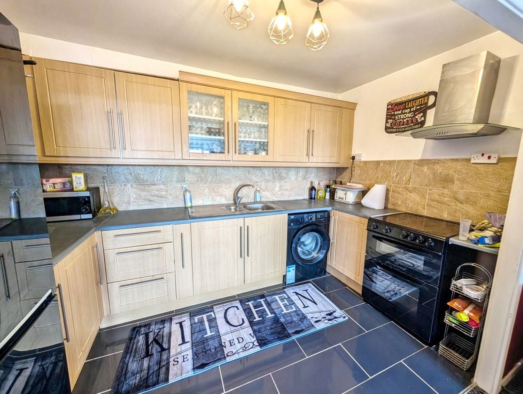 Property image 4 of 7