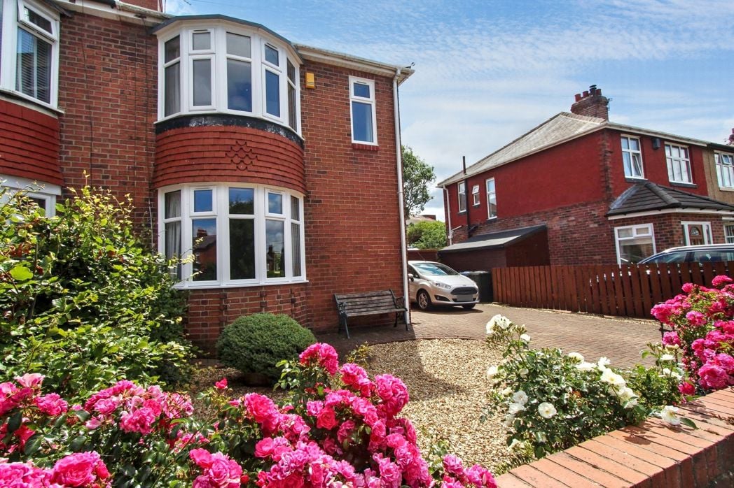 Property image 11 of 14