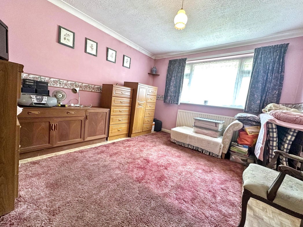 Property image 9 of 15