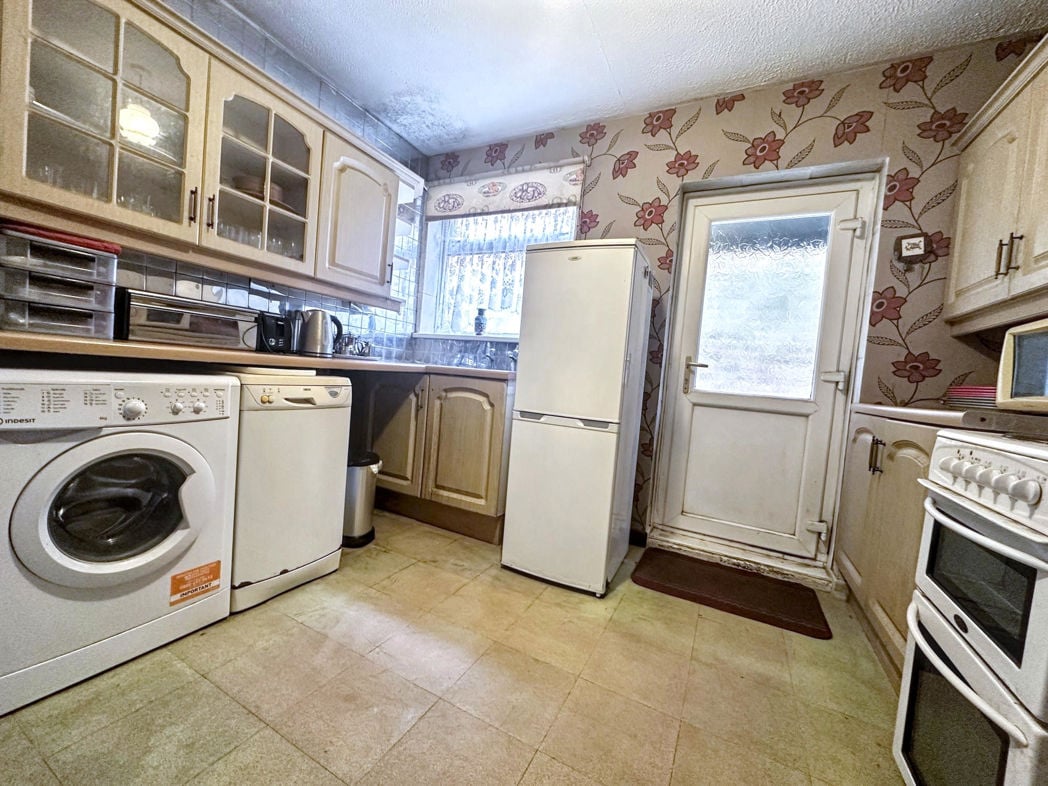 Property image 7 of 15