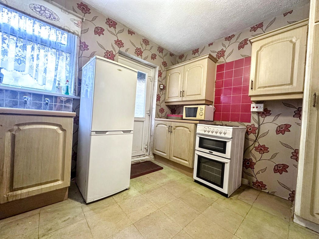 Property image 8 of 15