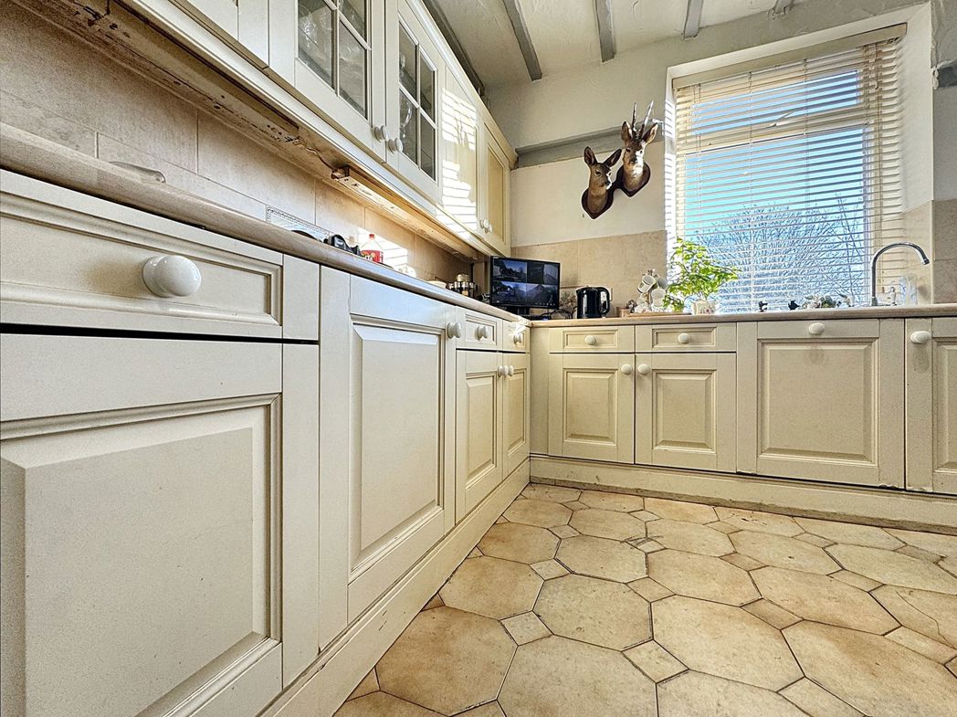 Property image 12 of 39