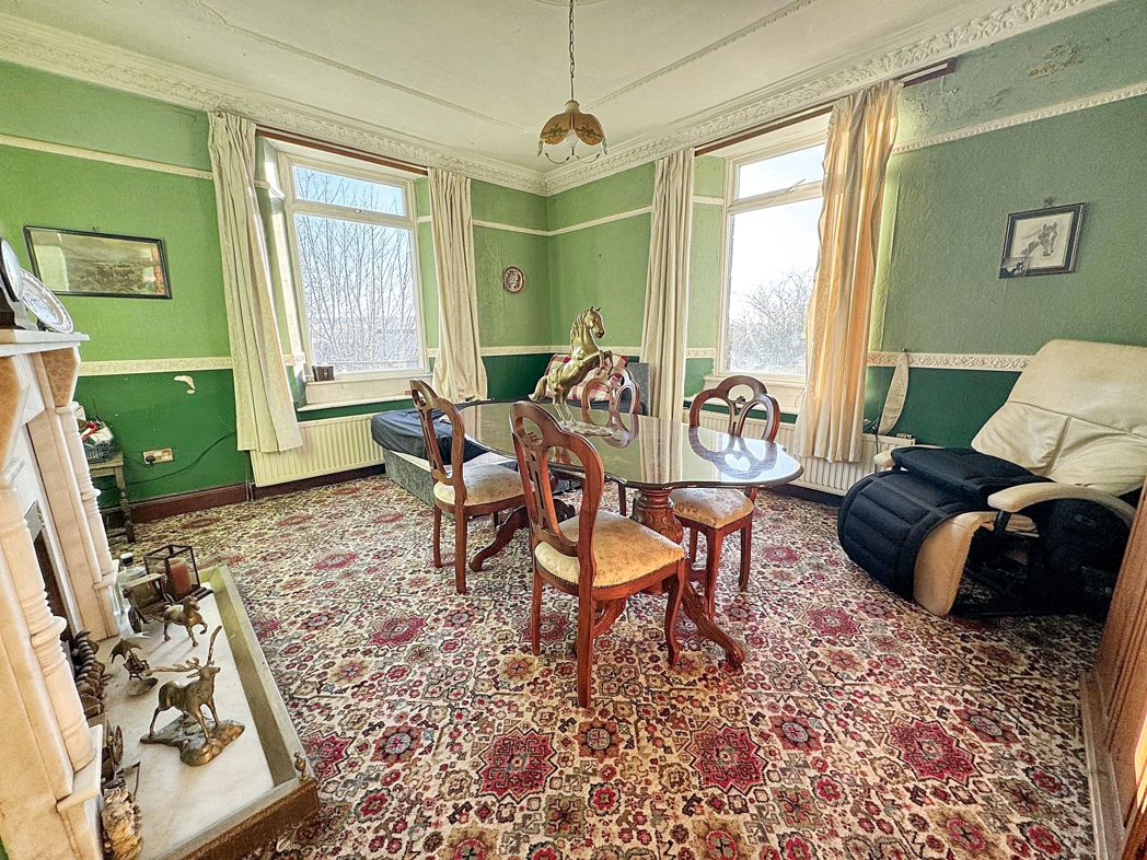 Property image 7 of 39