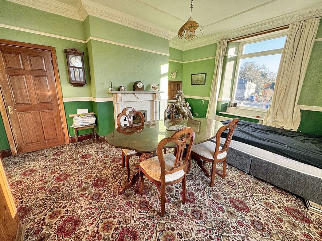 Property image 6 of 39