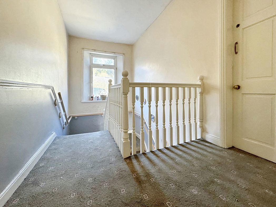 Property image 13 of 39