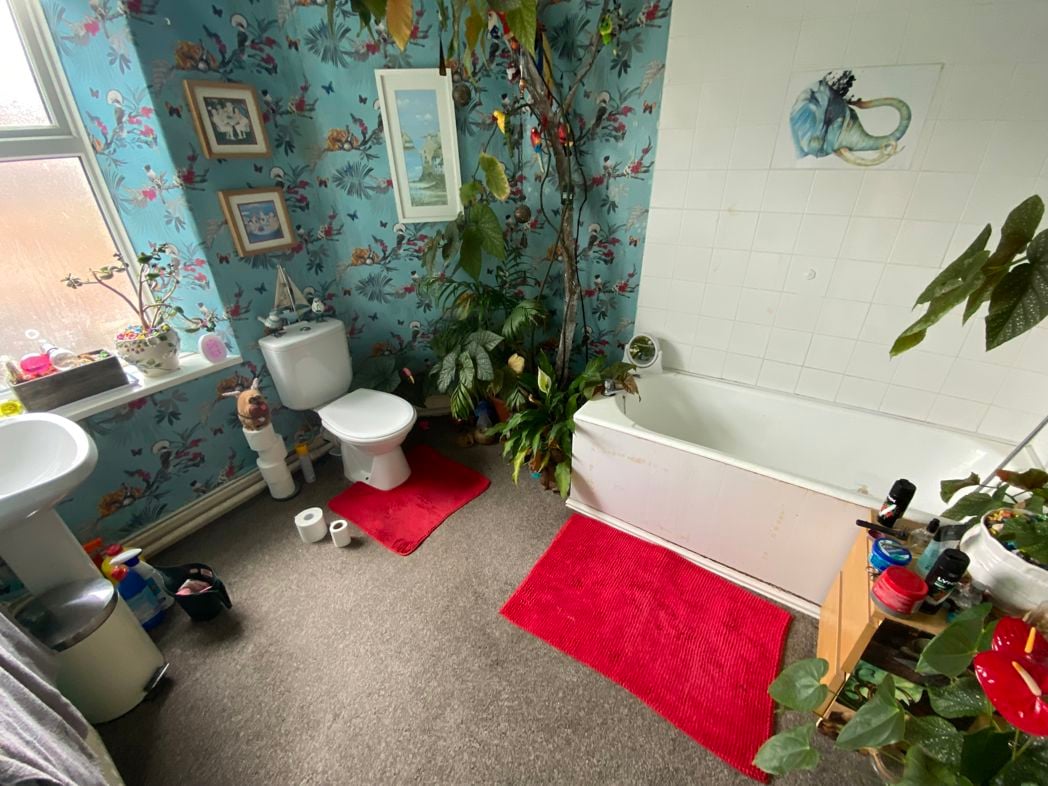 Property image 4 of 6