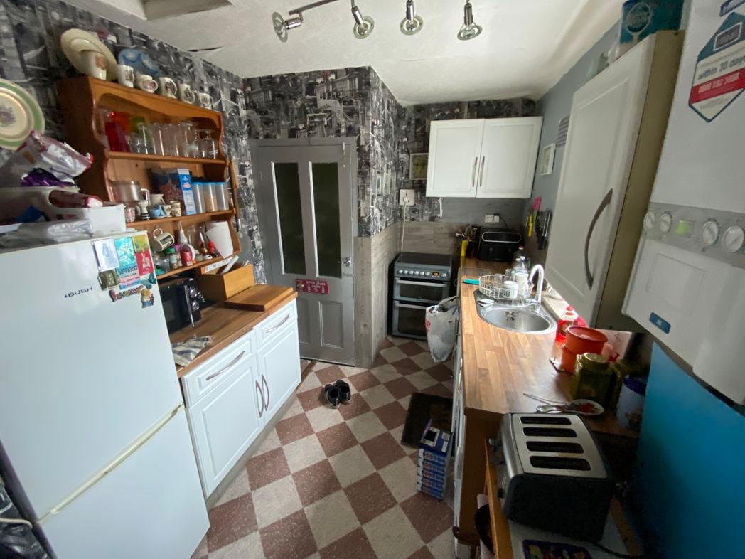 Property image 3 of 6