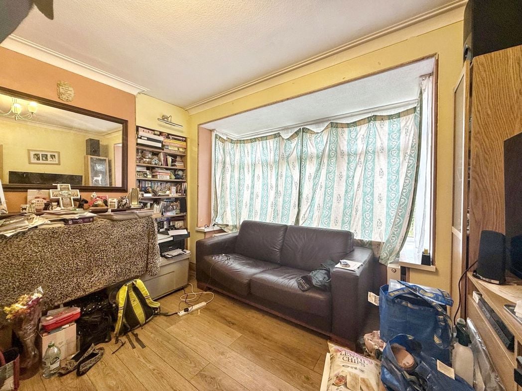 Property image 2 of 8