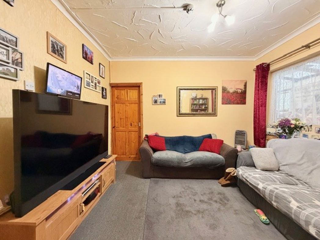 Property image 17 of 31