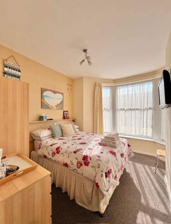 Property image 25 of 31