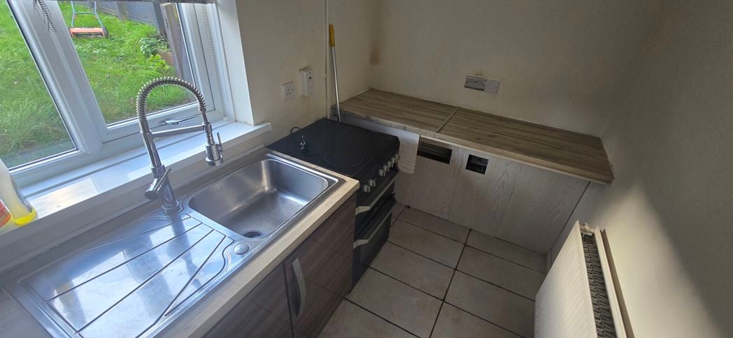 Property image 3 of 13