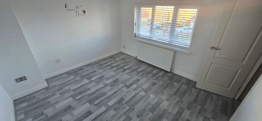 Property image 7 of 13