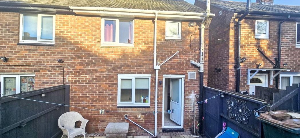 Property image 11 of 13