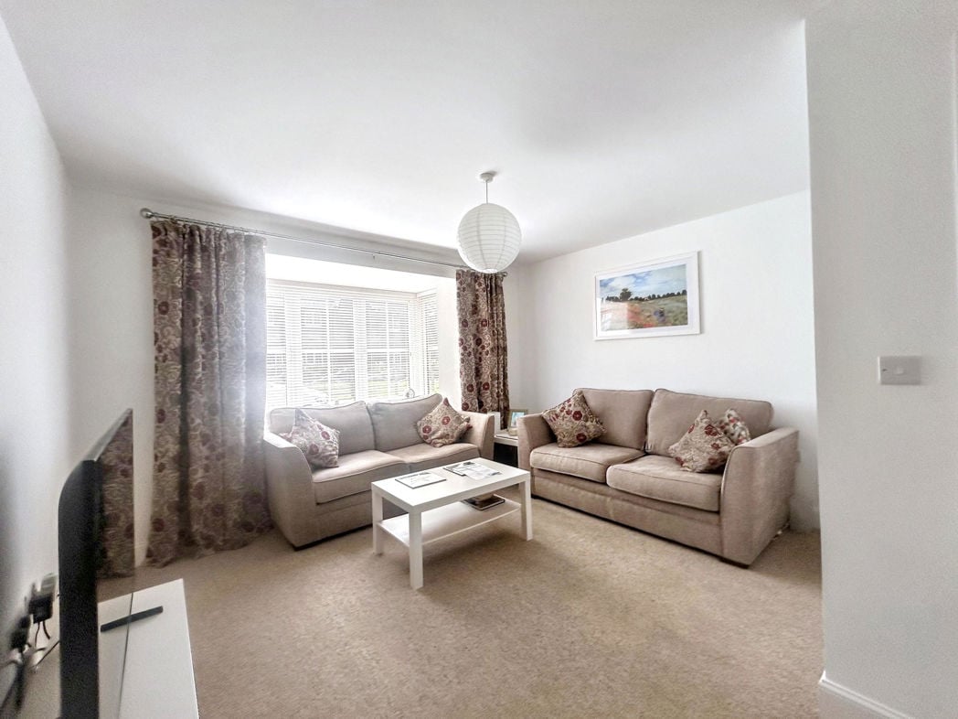 Property image 4 of 21