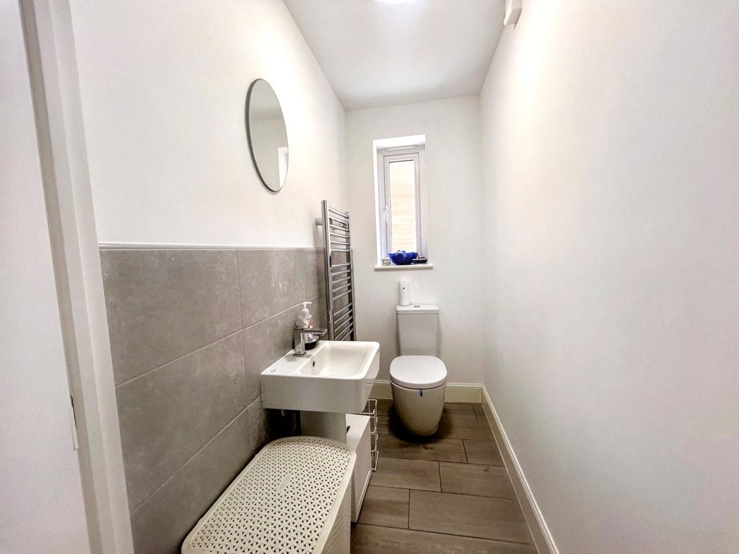 Property image 7 of 21