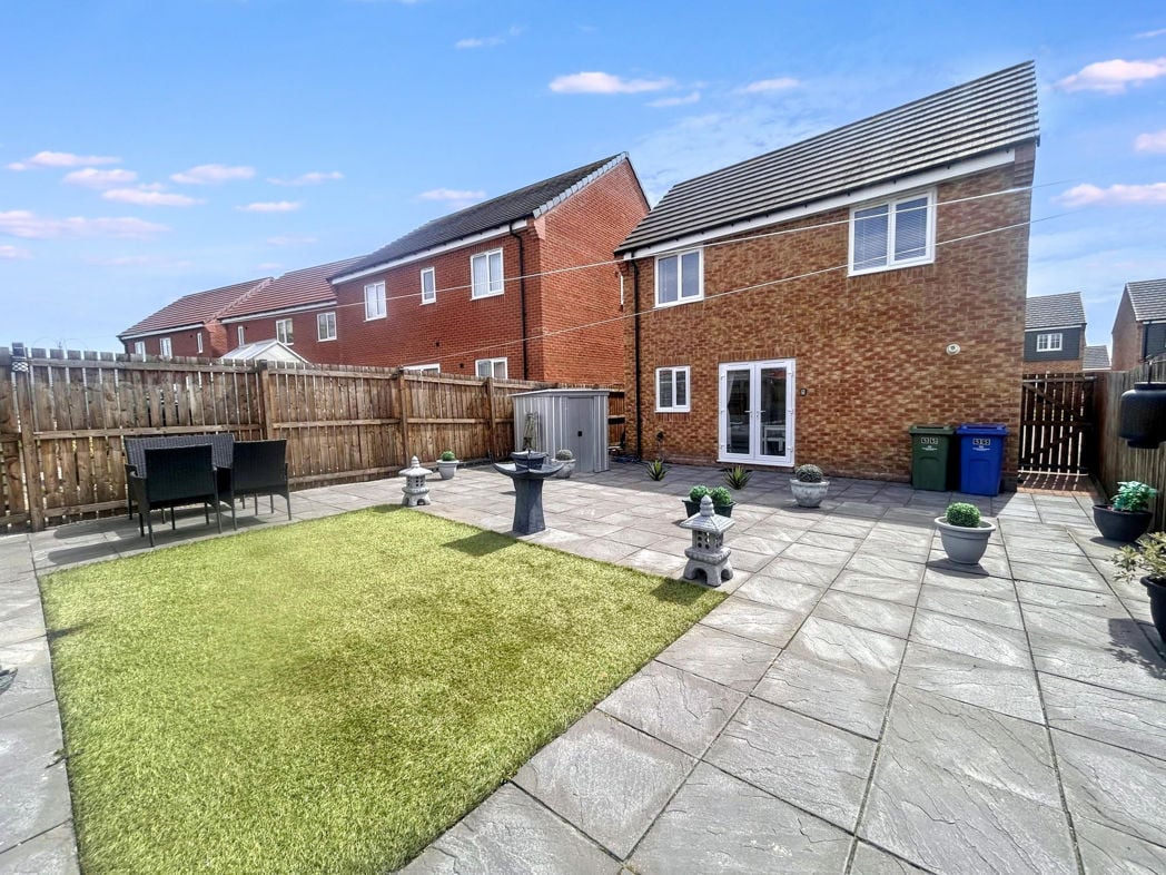 Property image 16 of 21