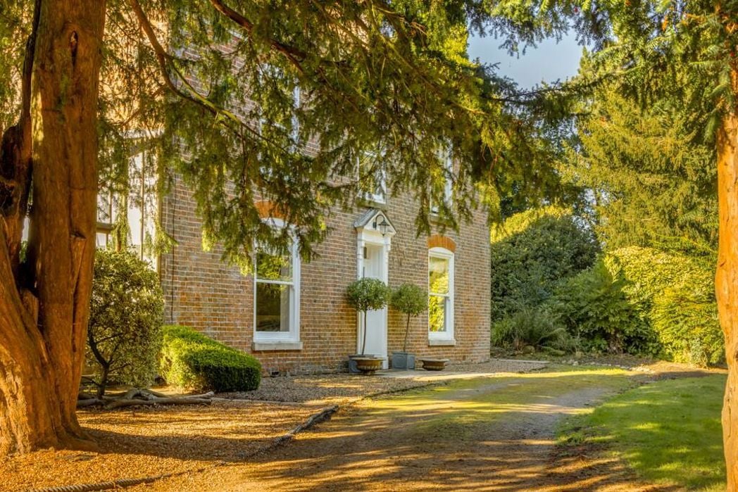 Property image 35 of 54