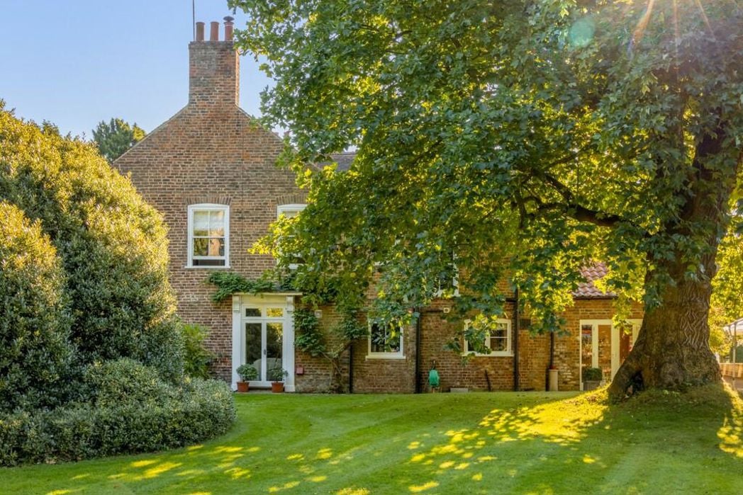 Property image 36 of 54