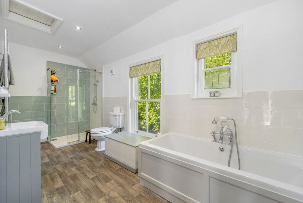 Property image 28 of 54