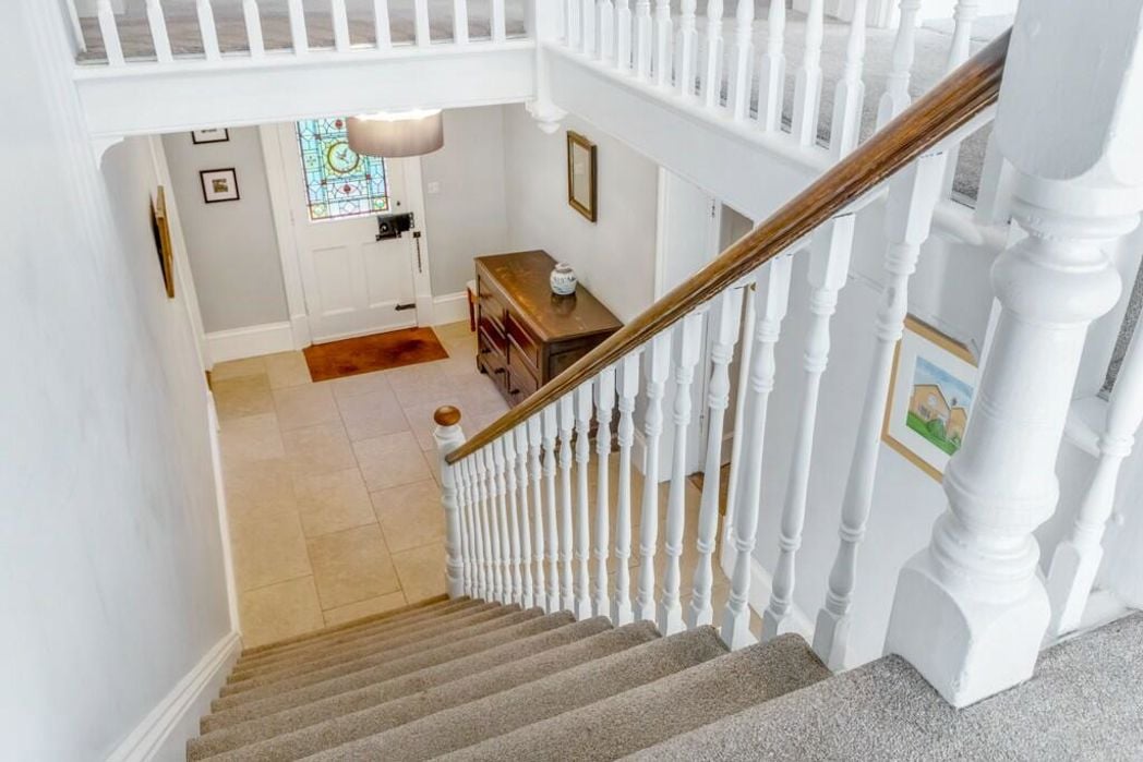 Property image 16 of 54