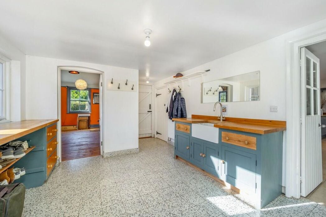 Property image 13 of 54