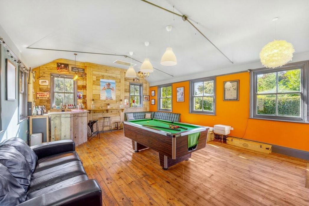 Property image 49 of 54