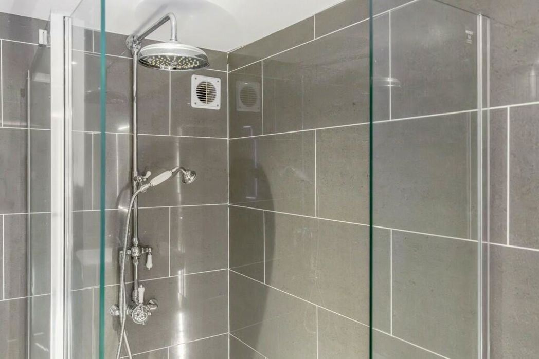 Property image 34 of 54