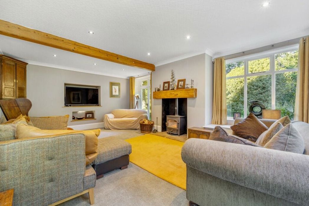 Property image 8 of 54