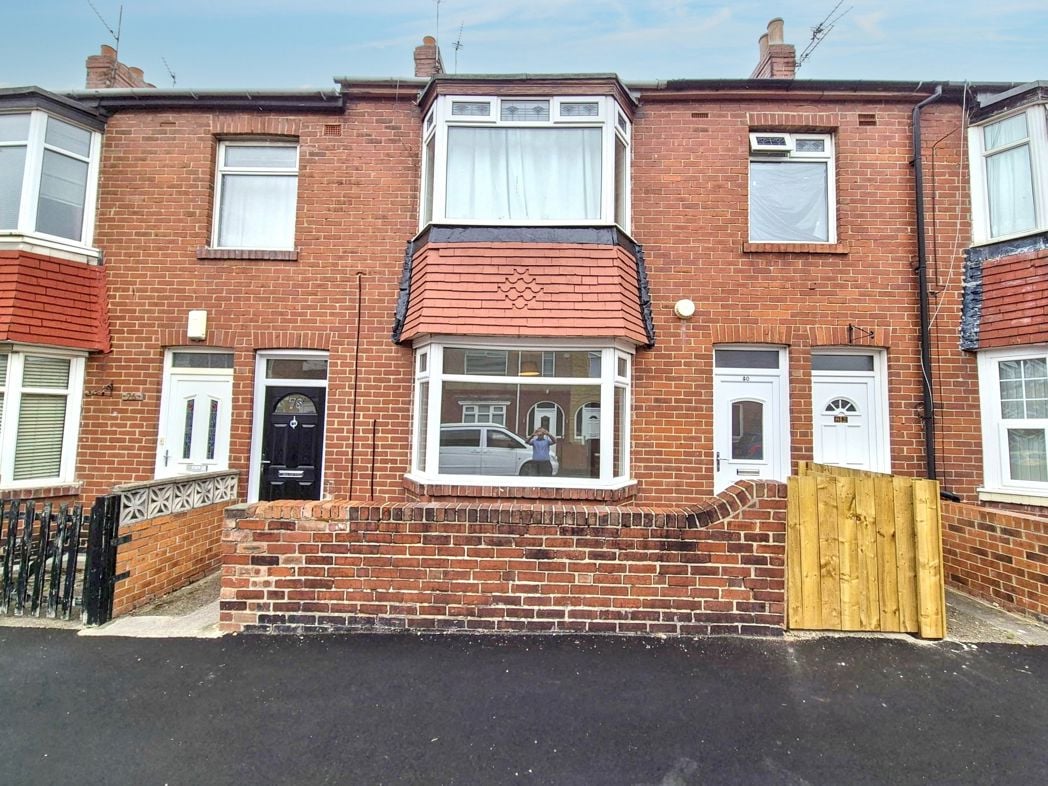 Property image 1 of 17