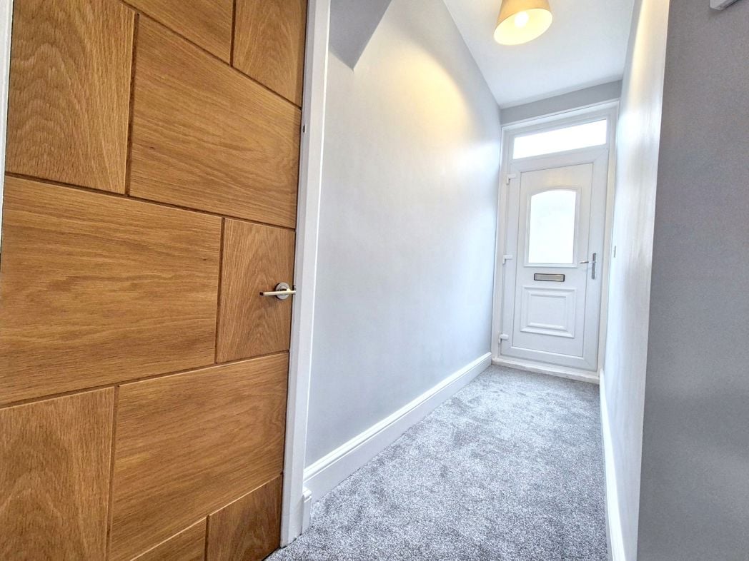 Property image 4 of 17