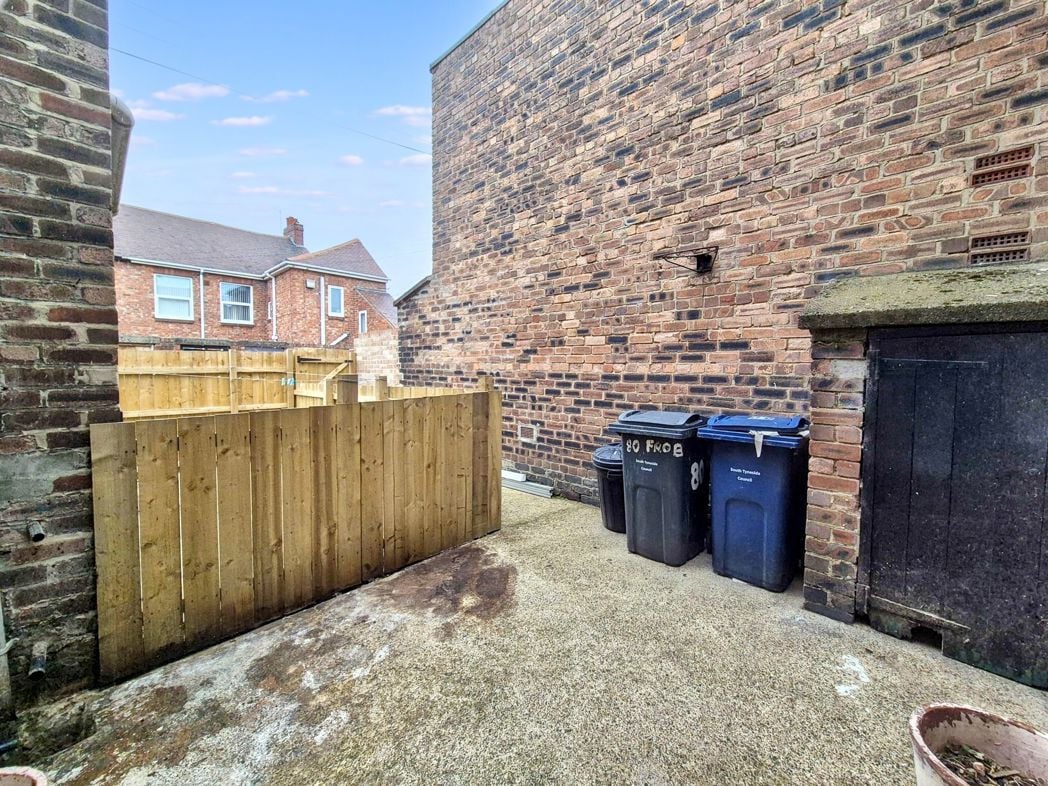 Property image 15 of 17