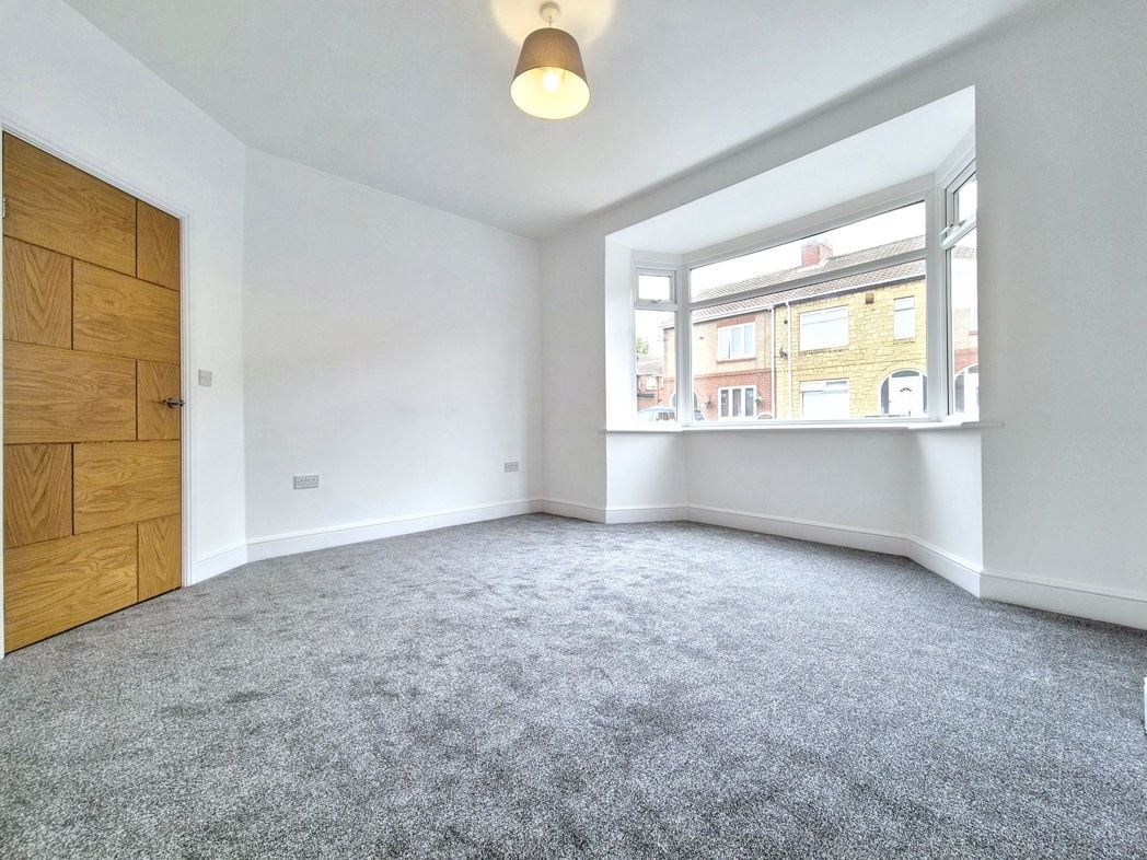 Property image 10 of 17