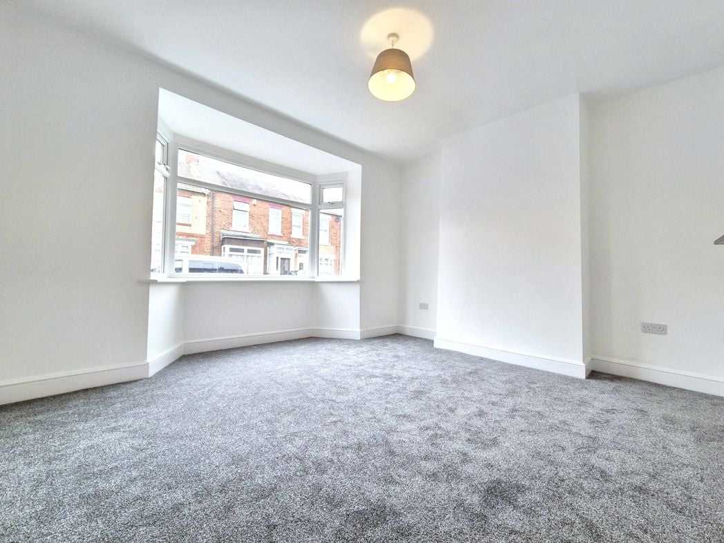 Property image 11 of 17