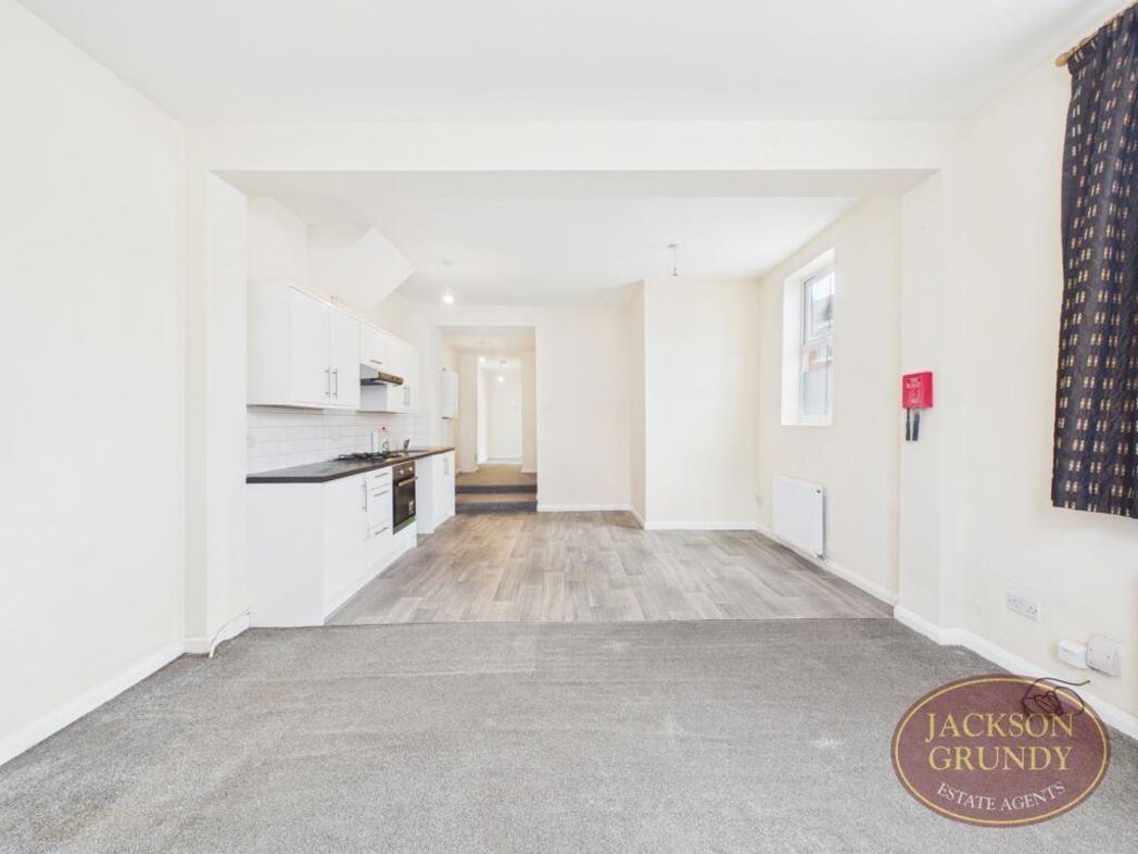 Property image 2 of 6